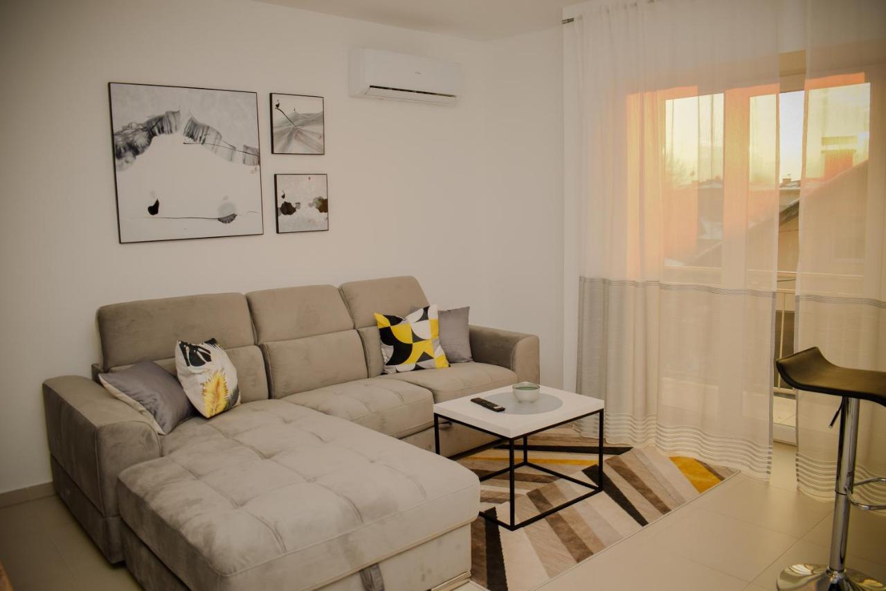 Bujroom Apartments Sarajevo Bagian luar foto